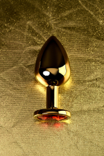 Анальная втулка с кристаллом Medium Gold красный 8 см