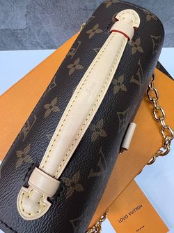 Сумка Louis Vuitton Pochette Métis East West