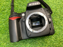 Nikon D90 68.000 кадров