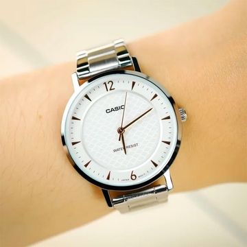 Наручные часы Casio LTP-VT04D-7A