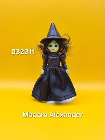 Коллекционная кукла Madame Alexander McDonalds 032211
