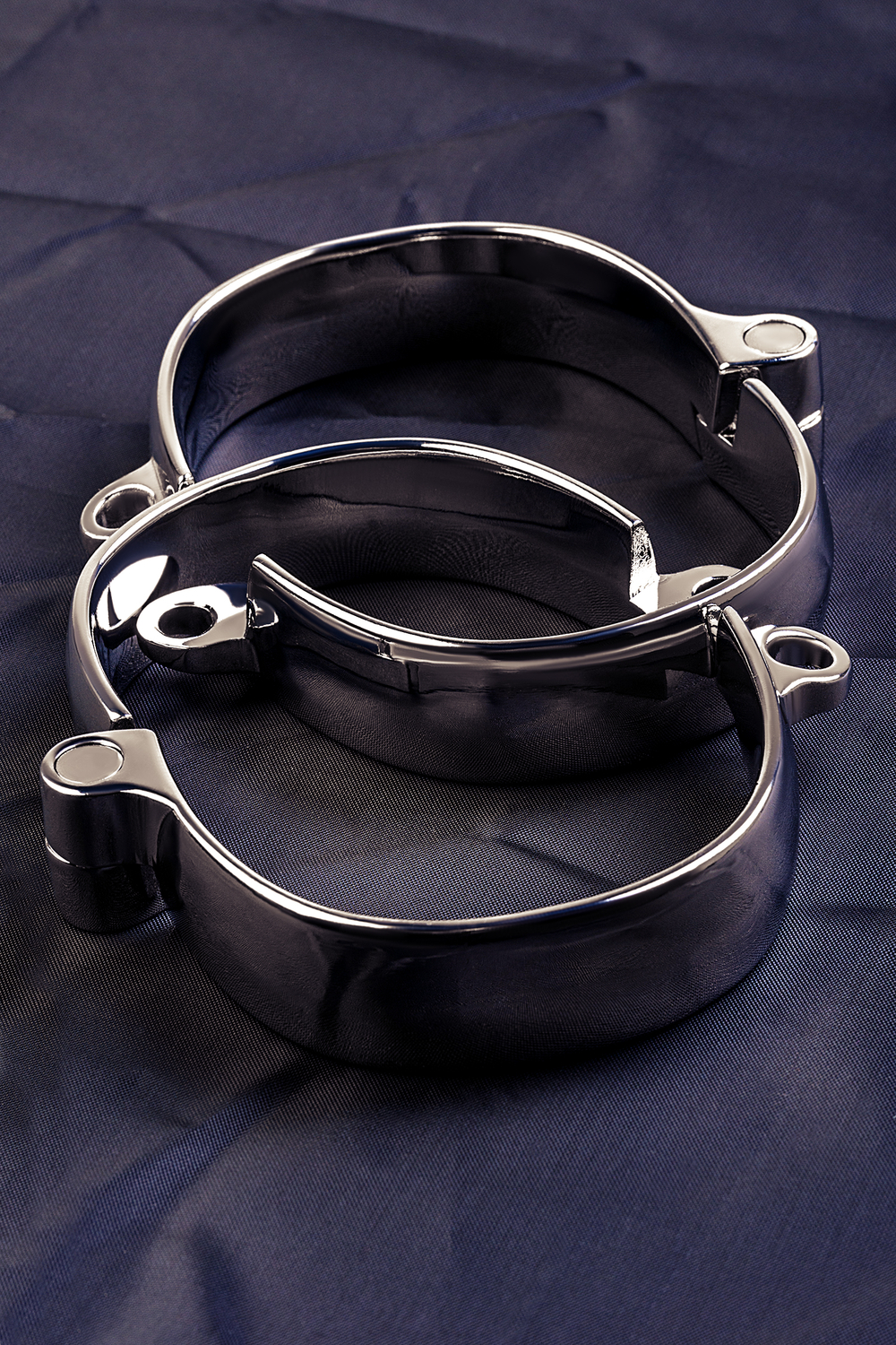 Наручники Toyfa Metal серебристые 11 см