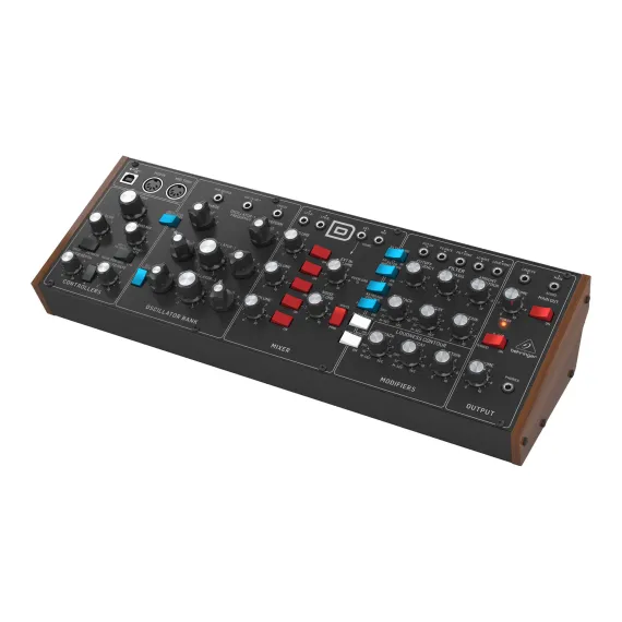 Behringer Model D Black