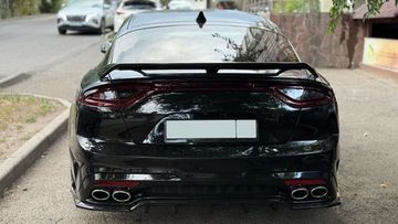 Диффузор заднего бампера Kia Stinger 2018-2023 (тип 2) чёрный глянец