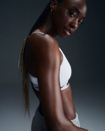 Nike Indy с легкой поддержкой Женский спортивный бюстгальтер с вставками и регулируемыми бретелями - NIKE