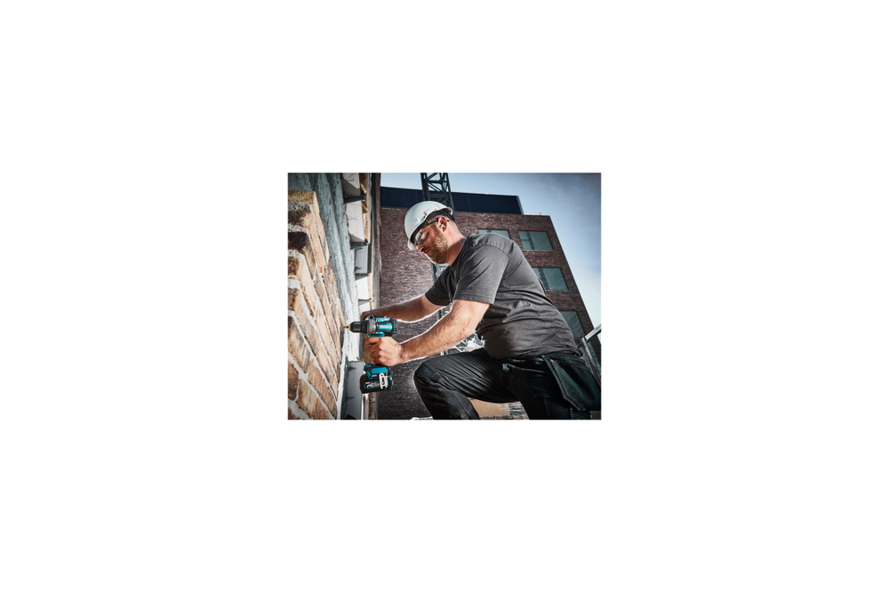 Аккумуляторная дрель Makita XGT HP001GZ