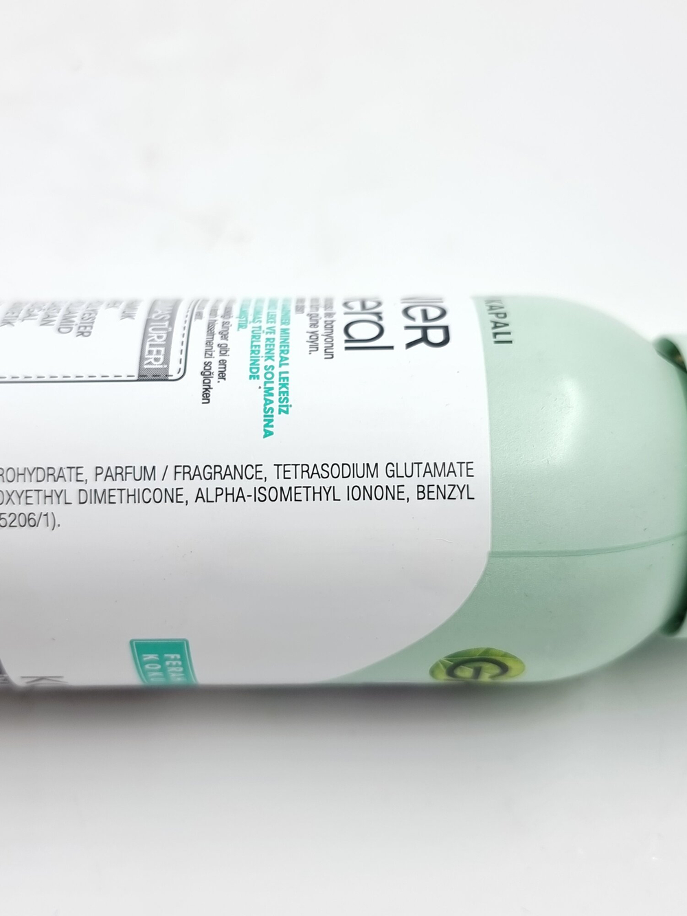 Garnier Mineral Антиперспирант-спрей женский, белое/черное/цветное, 48 часов,150 мл (Франция)