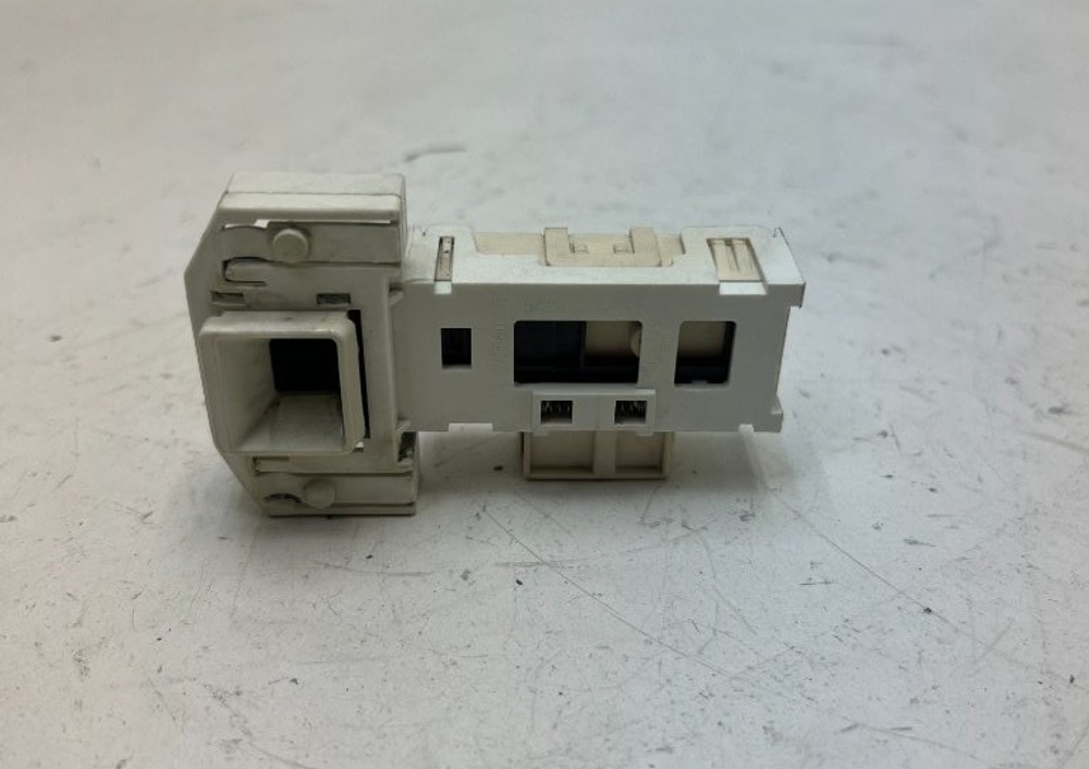 WFC2067OE кт81 Блокировка люка для стиральной машины Bosch 5420006434 б/у