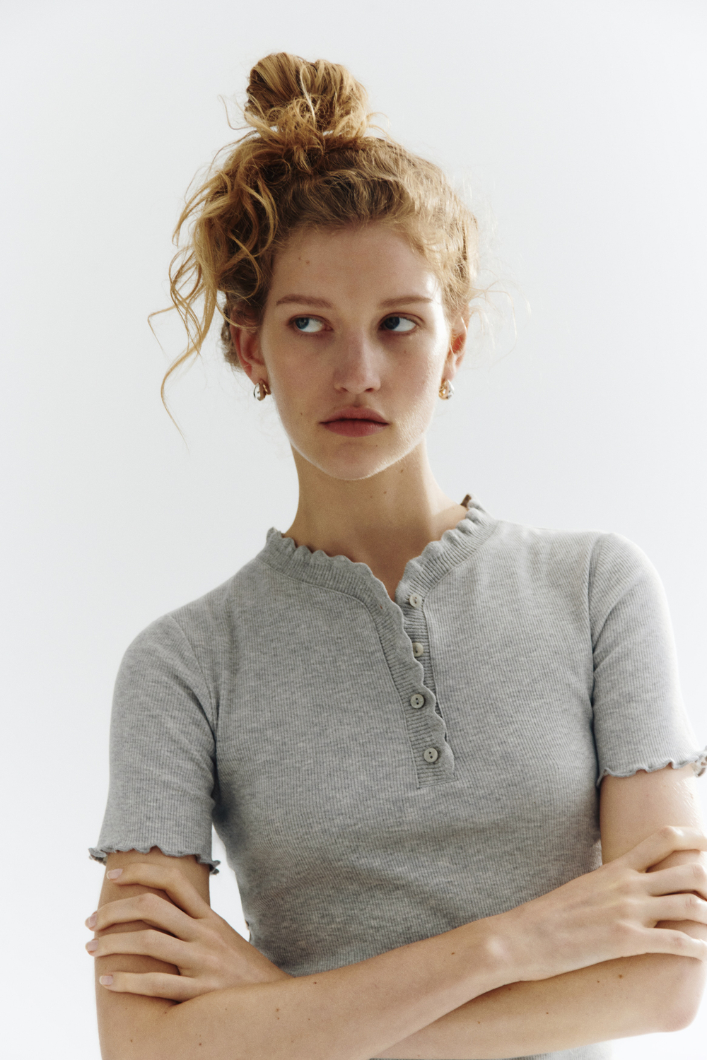 Топ из джерси с оверлоком - H&M