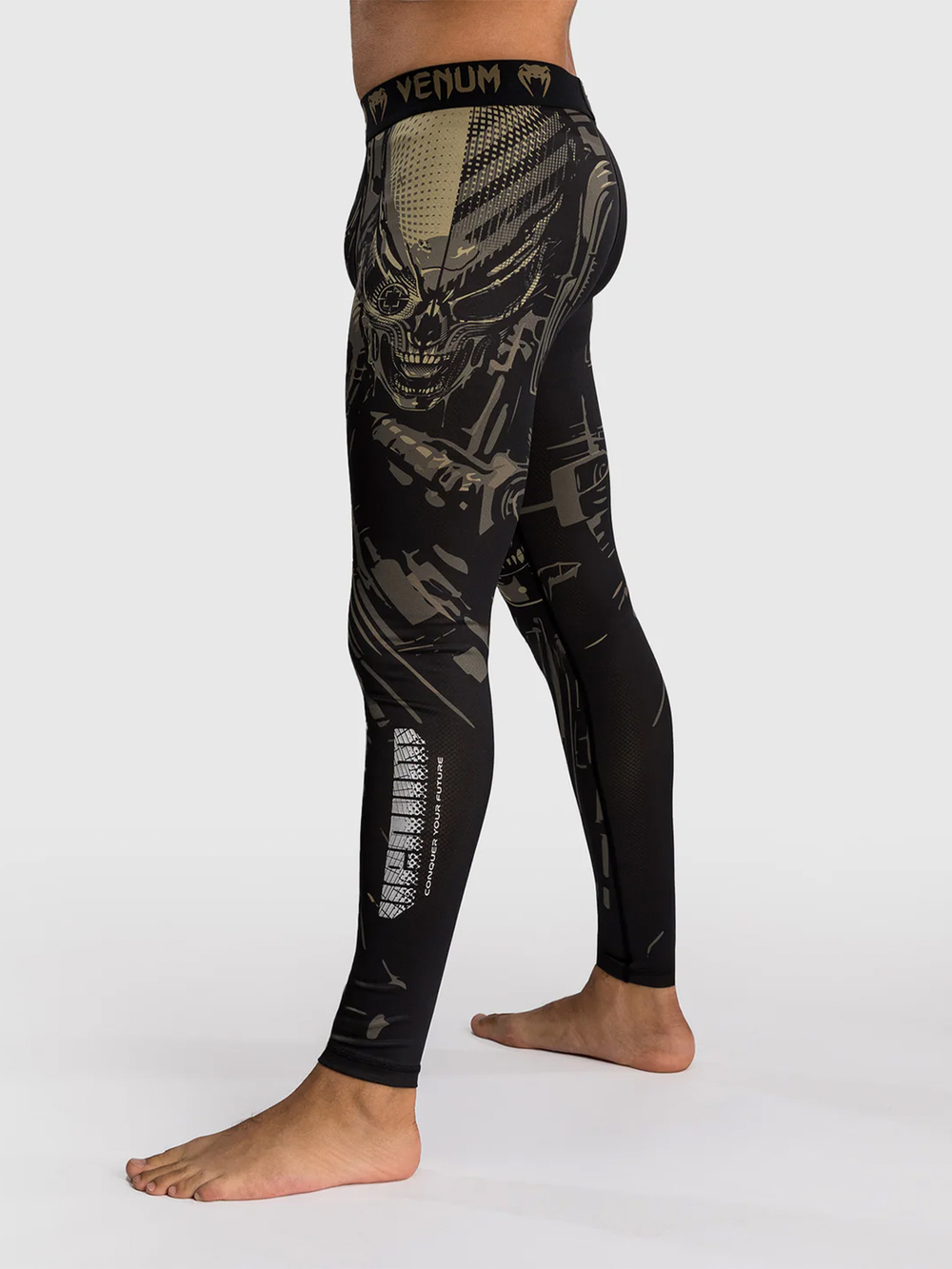 Тайтсы Venum Invader Black/Sand
