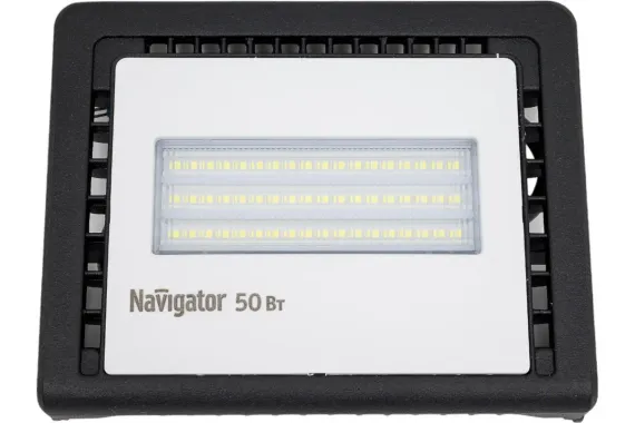 Прожектор светодиодный Navigator 50W NFL-01 6500К 4100Лм IP65 черный 31883
