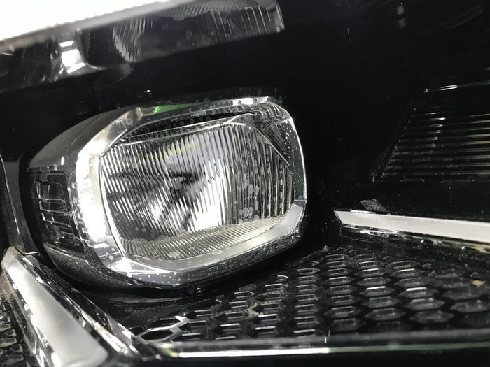Битая Фара правая VW Polo 6 (2020-2022) LED