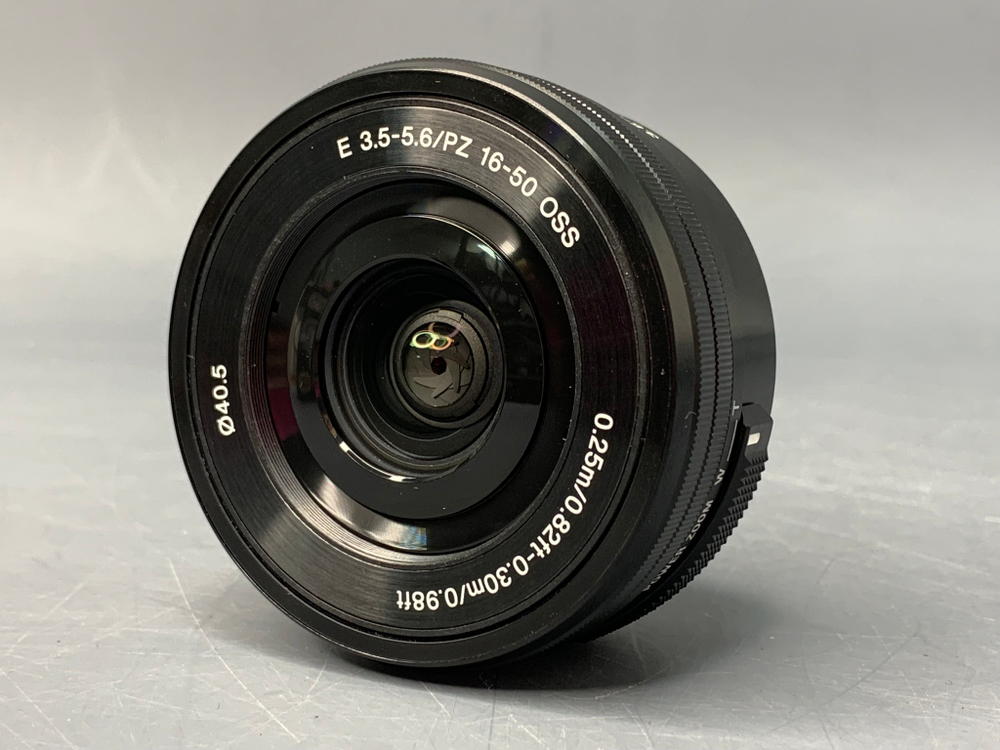 Sony A6000 kit 16-50mm 1.8 OSS 26 кадров