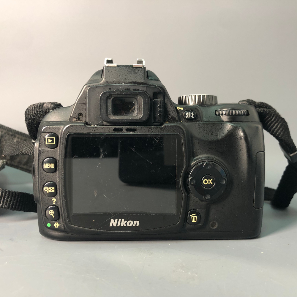 Nikon D60, 23700 кадров пробега.