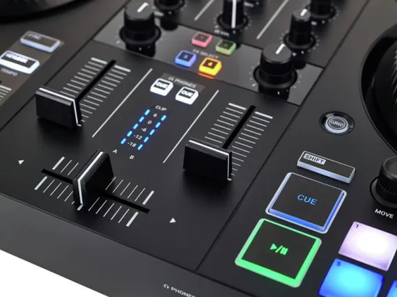 Native Instruments Traktor Kontrol S2 MK3