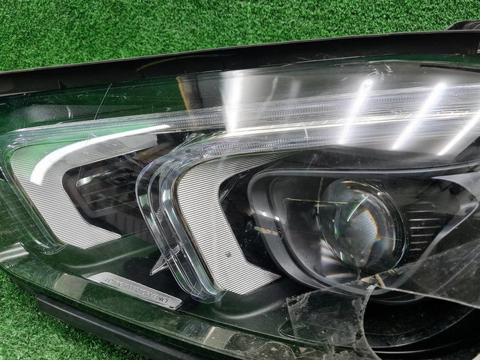 Фара левая Mercedes GLE V167 (2018-2024) LED
