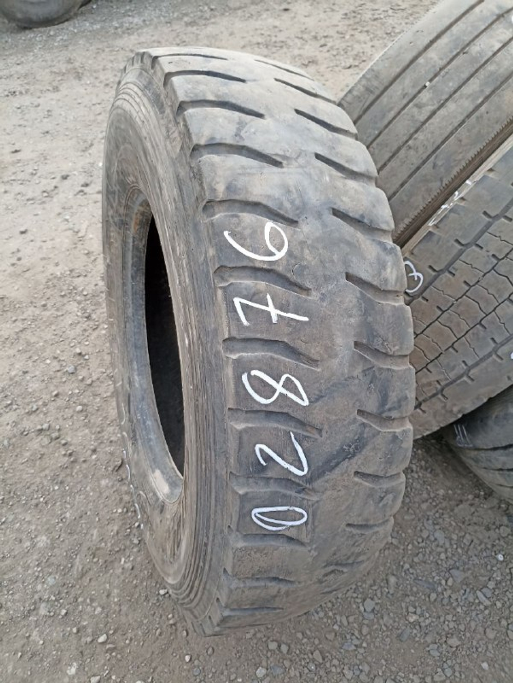 315/80R22.5 Bison MD101 шина б/у