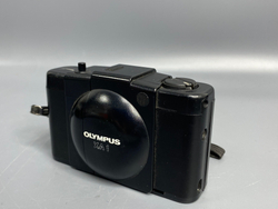 Olympus XA 1