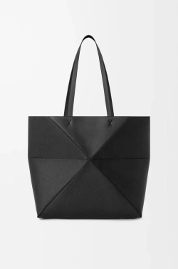 Loewe Средняя сумка-тоут Puzzle Fold из мягкой зернистой телячьей кожи, черный