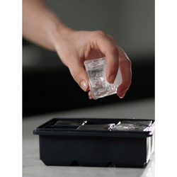 Форма для льда с крышкой Smart Solutions Ice cubes