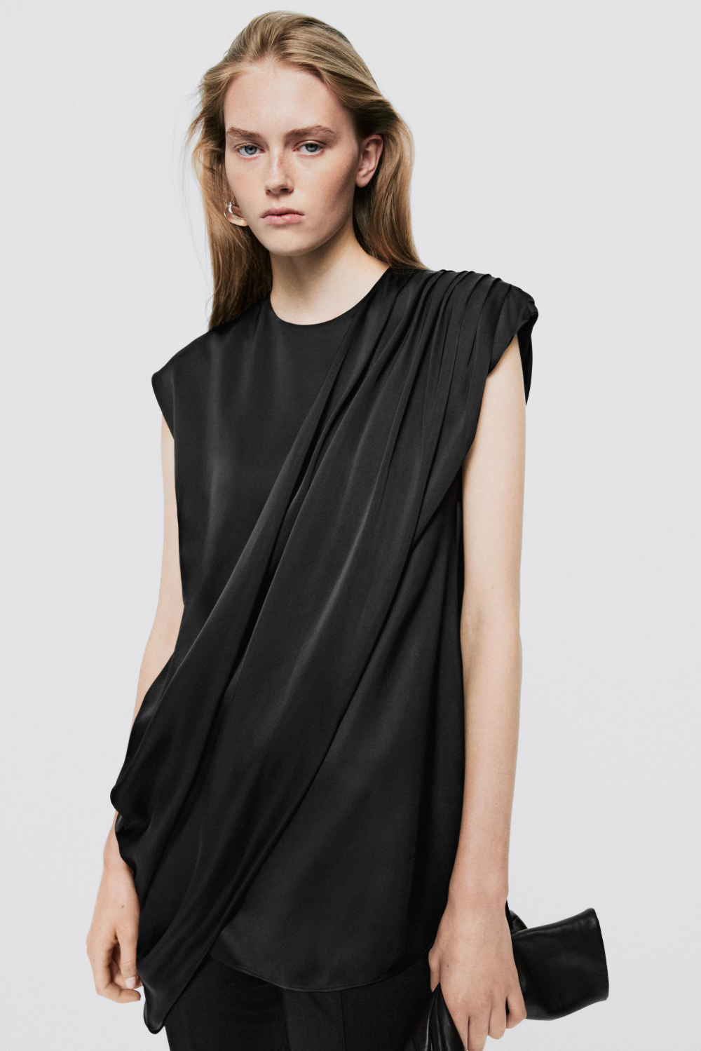 Massimo Dutti Асимметричный, драпированный топ со сборками - Limited Edition, черный