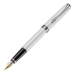 Перьевая ручка Diplomat Excellence A2 pearl white (D40210015)