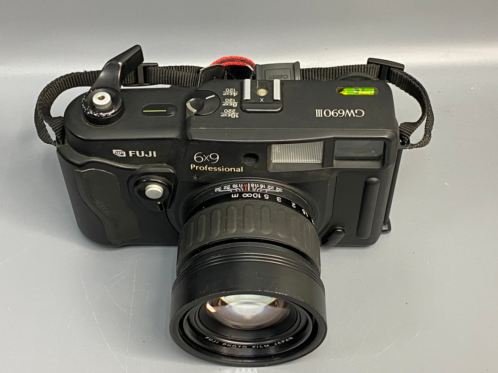 FujiFilm GW690III Professional