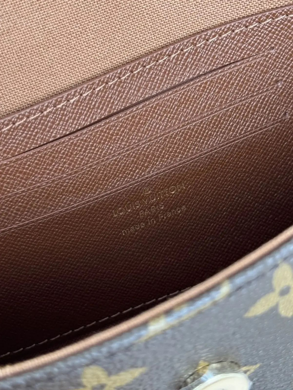 Сумка Louis Vuitton