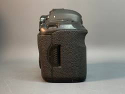 Canon EOS 5D Mark II body 15.500 пробега