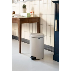Brabantia NewIcon Контейнер для мусора Soft Beige, 20л 149948