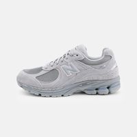  Кроссовки New Balance 2002 