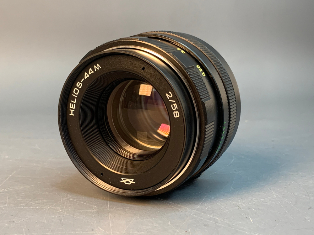Zenit-E Moskva 80 + Helios-44M