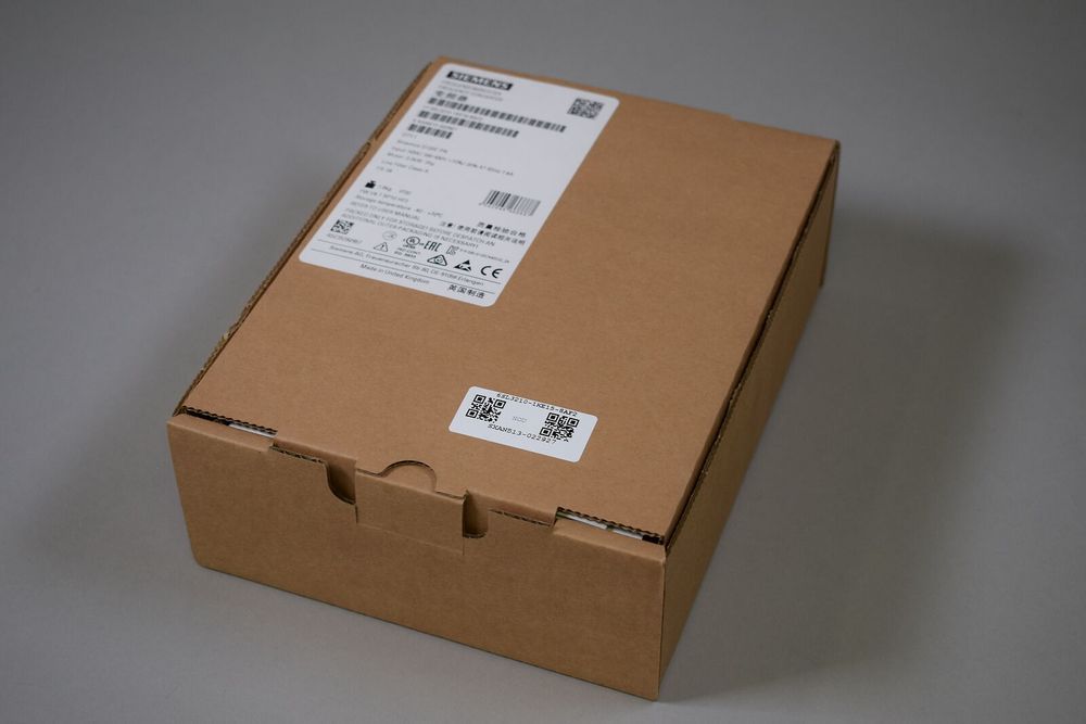 SIEMENS 6SL3210-1KE15-8AF2 SIEMENS 6SL3210-1KE15-8AF2