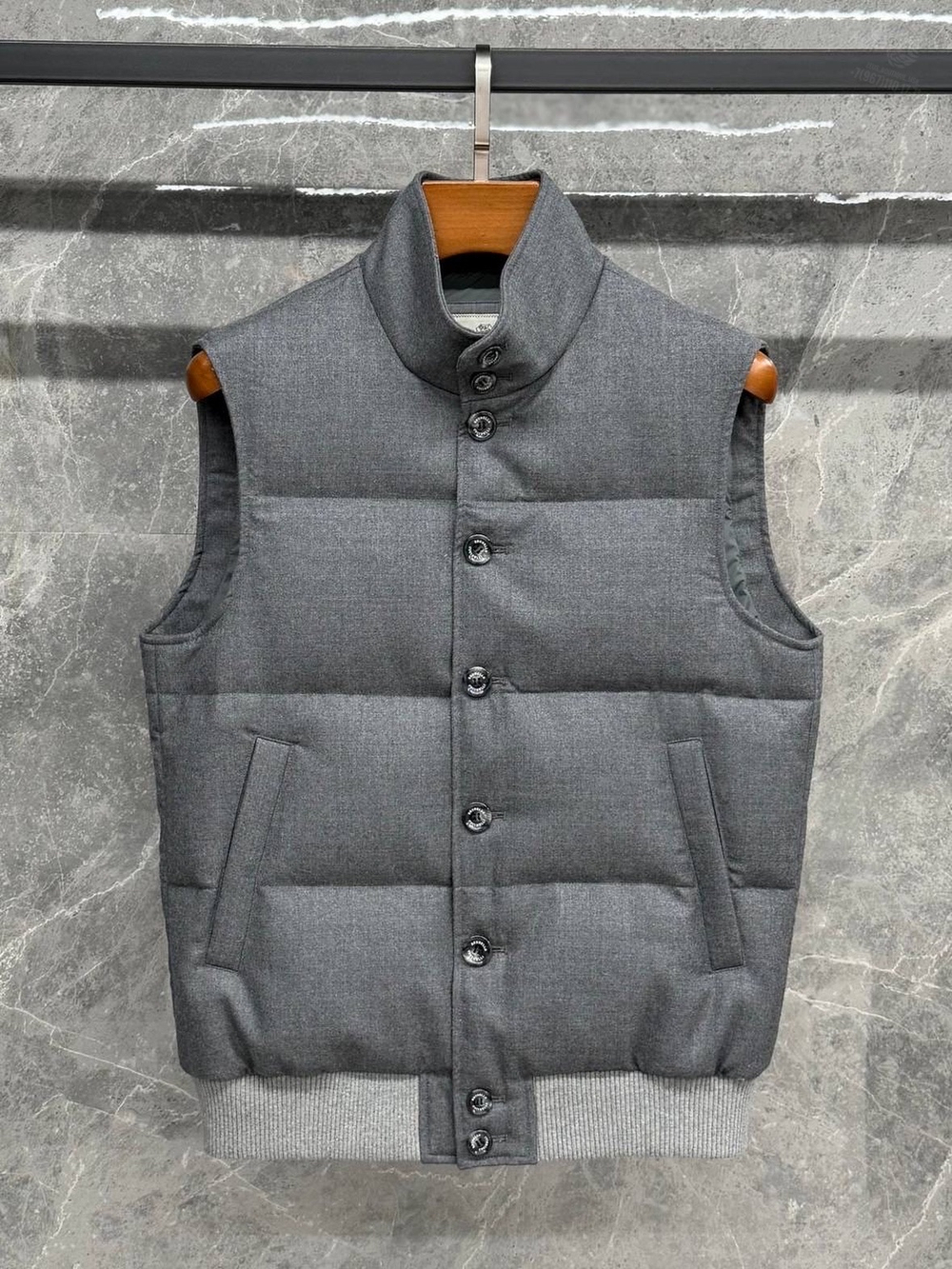 Жилет Brunello Cucinelli