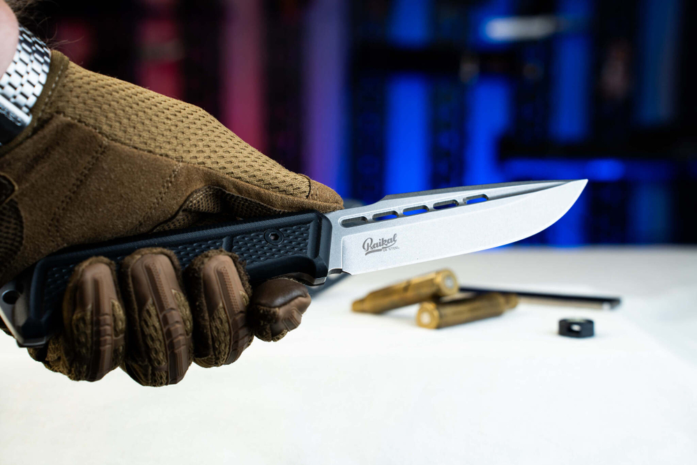 Нож Kizlyar Supreme BAIKAL D2 SW G10-BH KS (Stonewash, G10 Black Handle, Kydex Sheath)