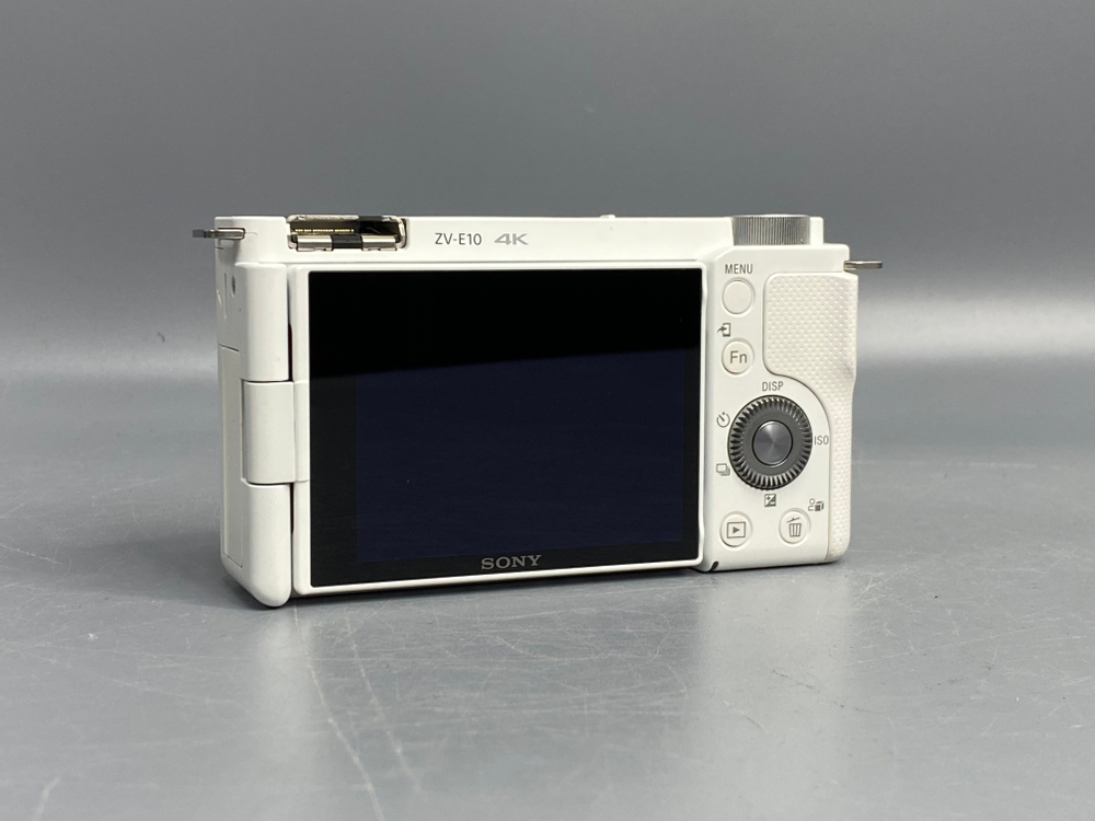 Sony ZV-E10 Kit 16-50mm 5.000 кадров