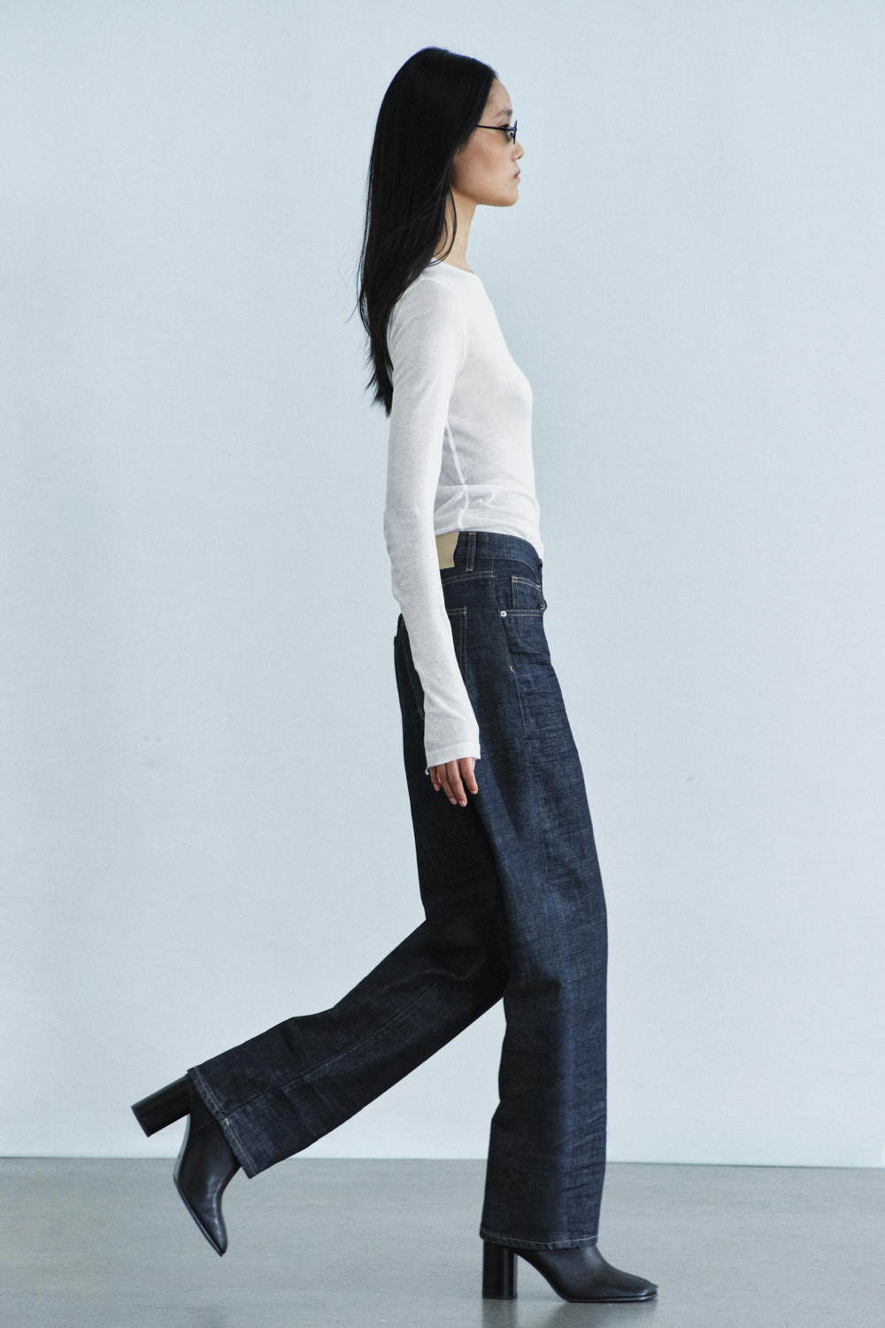 ДЖИНСЫ ПРЯМОГО КРОЯ СО СРЕДНЕЙ ПОСАДКОЙ — ZW COLLECTION — ZARA