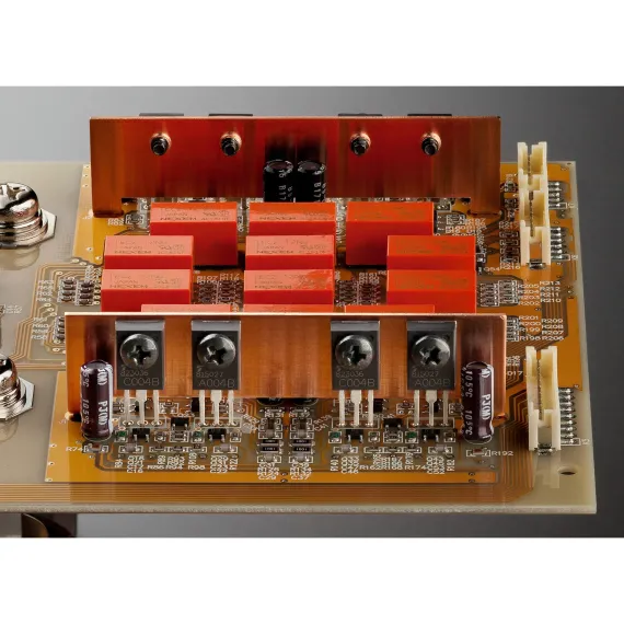 Accuphase A-48 Gold
