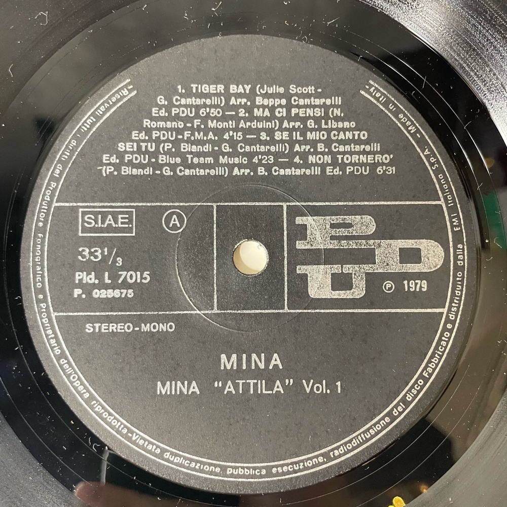Винтажная виниловая пластинка LP Mina Мина Attila (Италия 1979)