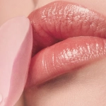 CHARLOTTE TILBURY Бальзам для губ Blush Balm Pillow talk