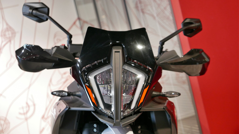 KTM 890 SMT