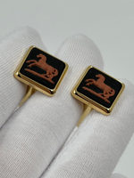 Запонки Wedgwood чёрные с лошадью