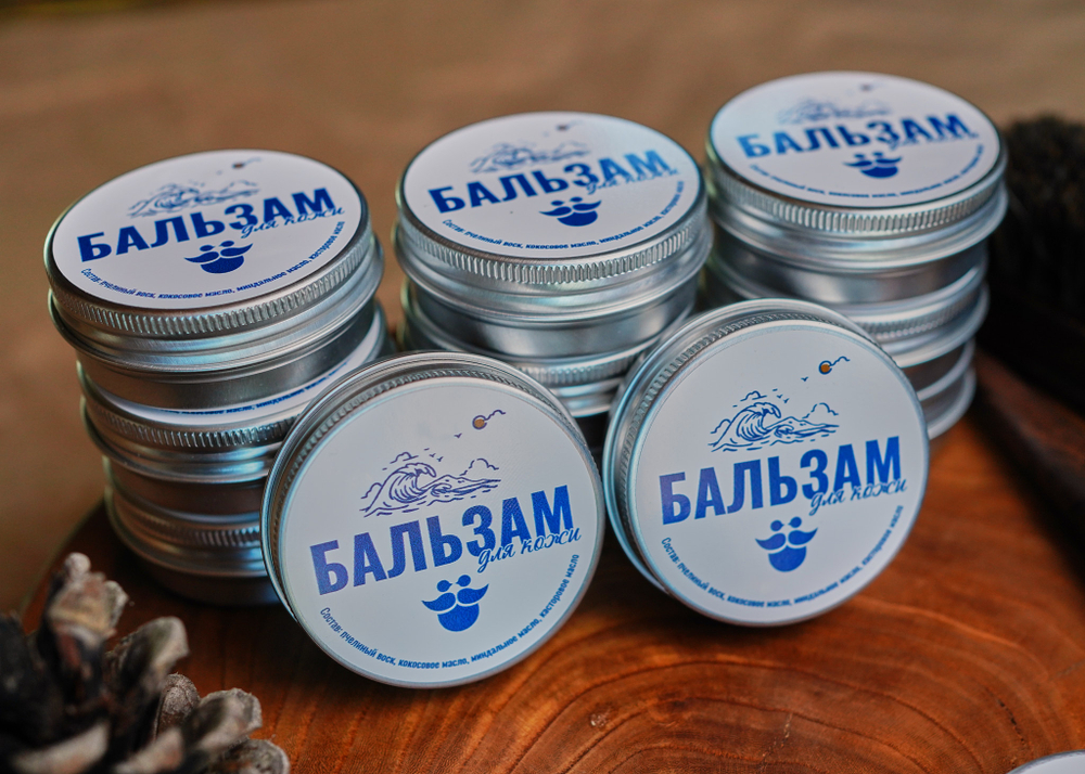 Бальзам для ухода за изделиями из натуральной кожи.