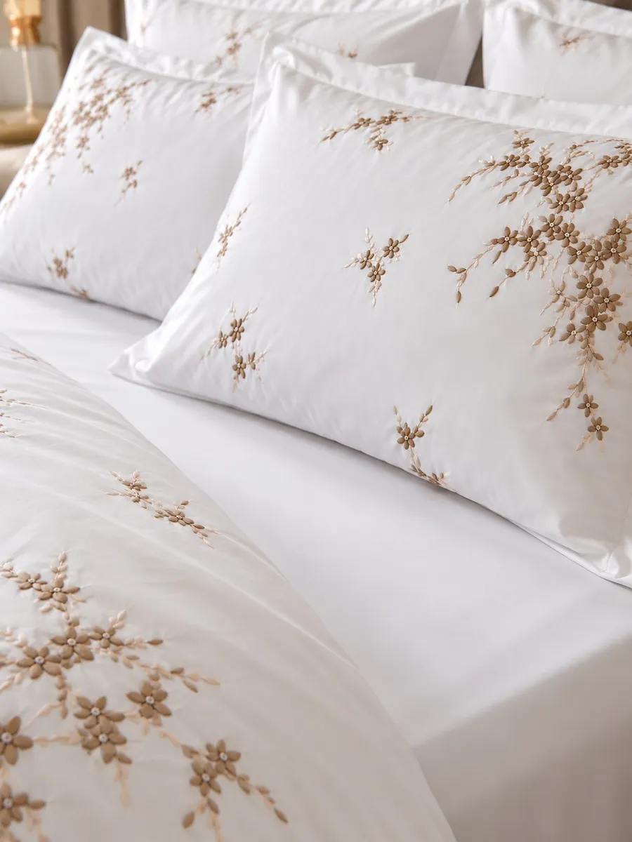 Gelin Home КПБ 6 пр. DENIZ бежевый цвет пододеяльник 200*220, простынь 240*260, наволочки 50*70 2шт, декоративные наволочки 50*70 2шт GLNN599 — фото 4