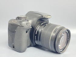 Canon 600D KIT Без башмака и видоискателя
