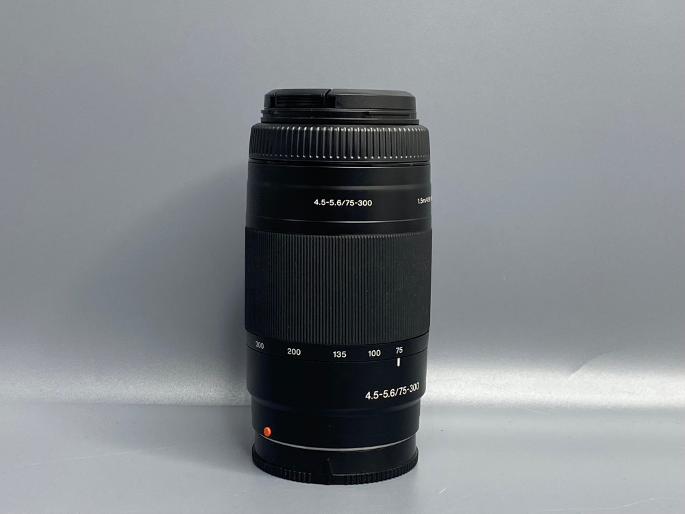Sony 75-300mm f/4.5-5.6