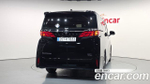 Toyota Alphard 2.5 HEV Executive AWD — 2024