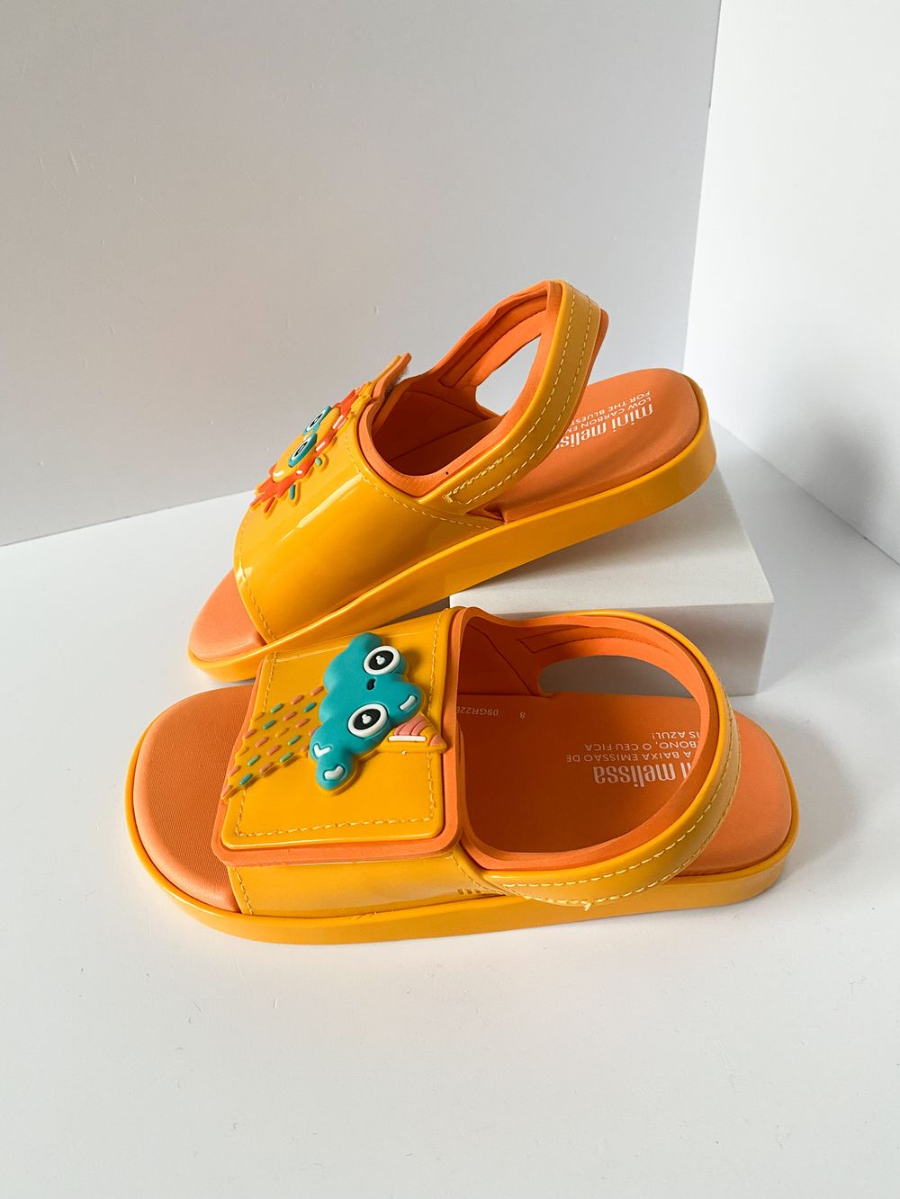 Новые босоножки Mini Melissa, 29