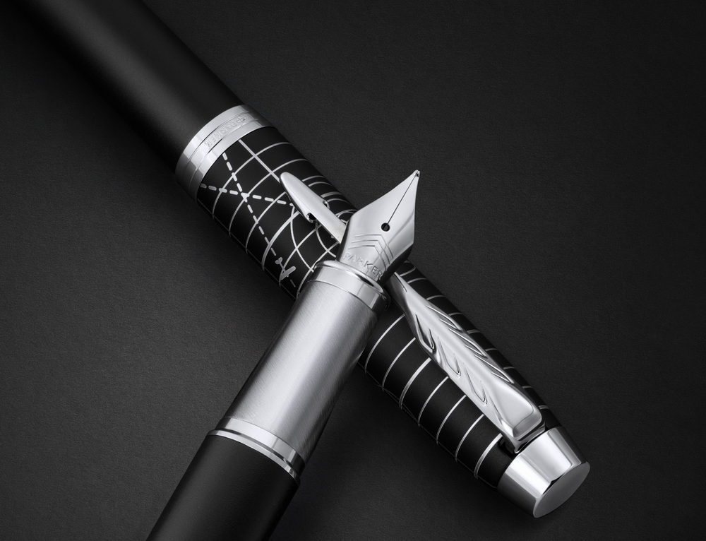 Parker IM Legacy of Flight CT ручка перьевая черная, 0,8мм, подарочная упаковка