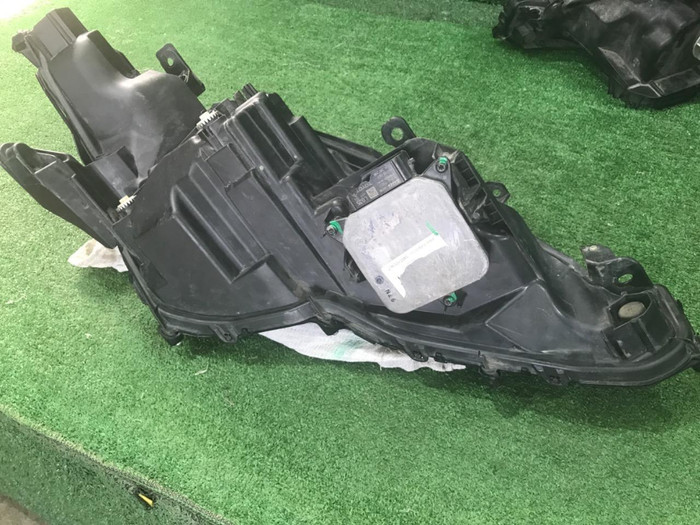Фара Комплект Toyota Camry xv70 17-21 LED В сборе